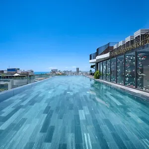 https://golden-lotus-grand.hotelsofhoian.com