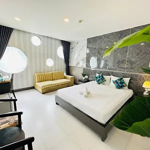 Centana Ben Thanh Hotel