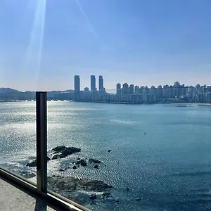 https://h-avenue-gwanganri-beach.busan-hotelsweb.com